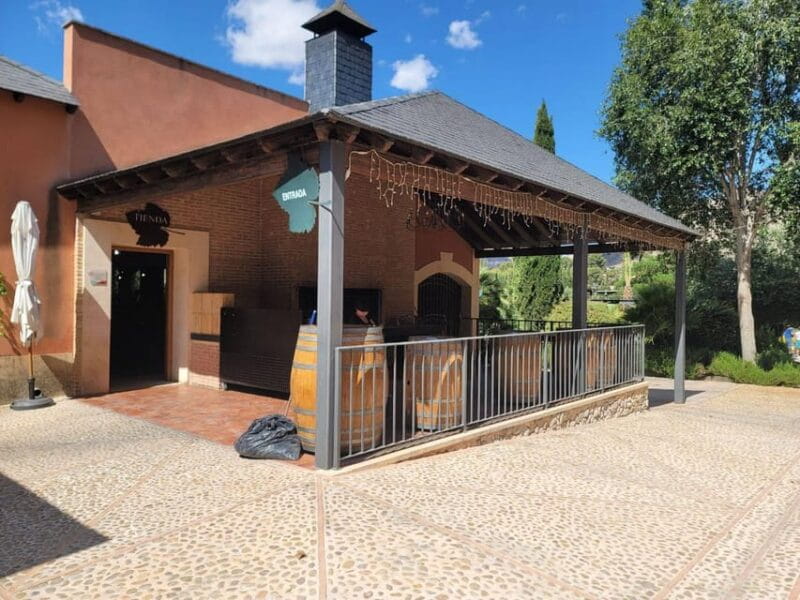 From Alicante: Winery Tour and Wine Tasting with Tapas - Price and Overall Value