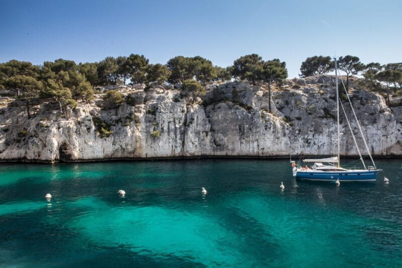 From Bandol: Visit the 13 calanques of Cassis & Marseille - The Iconic Cliffs of Cap Canaille and Routes des Crêtes