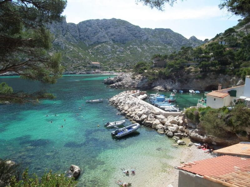 From Bandol: Visit the 13 calanques of Cassis & Marseille - Who Will Love This Tour?