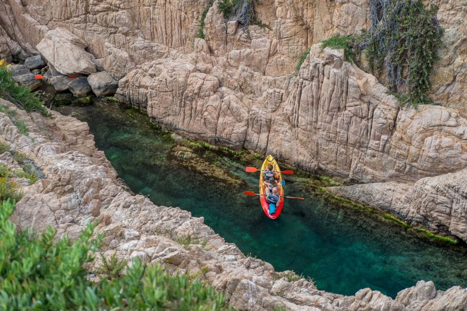 From Barcelona: Costa Brava Kayak & Snorkel Tour With Picnic - Picnic in Nature