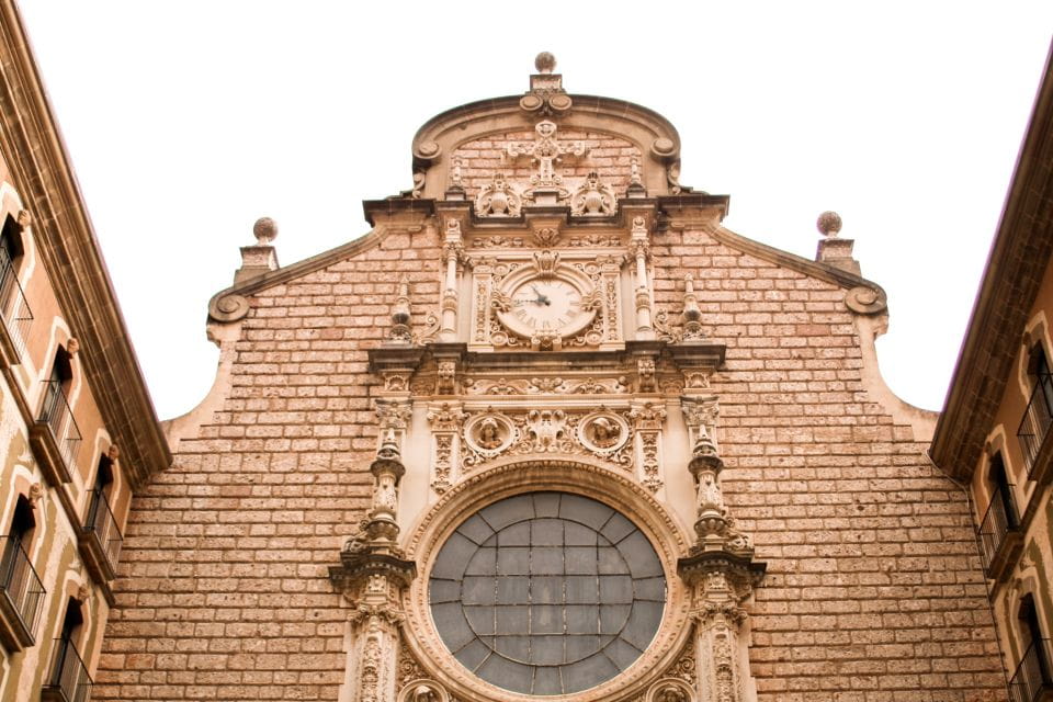 From Barcelona: Half-Day Montserrat Experience - Dress Code and Comfort