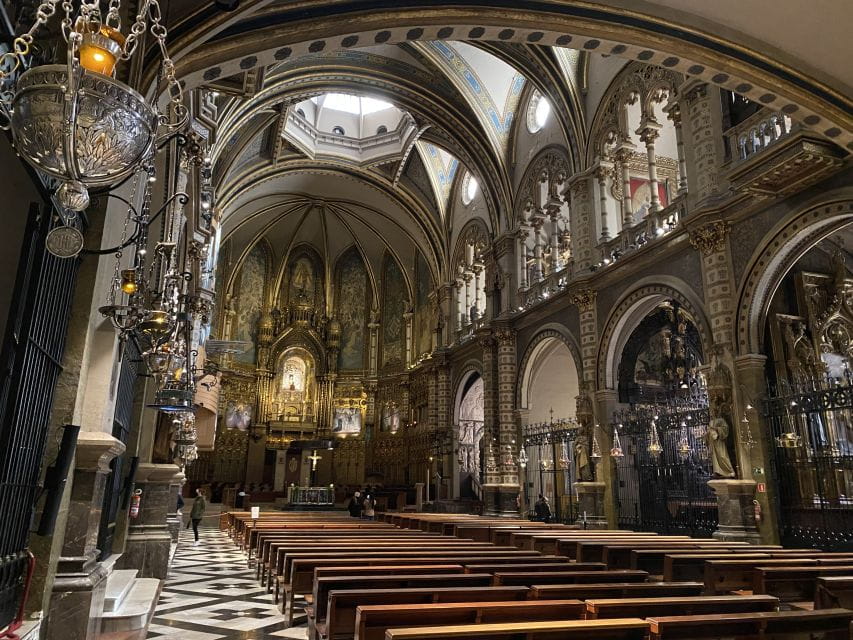 From Barcelona: Montserrat Monastery & Scenic Mountain Hike - What to Bring