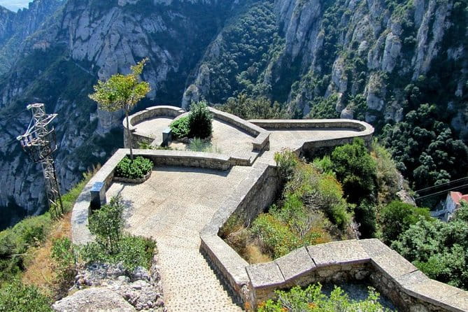 From Barcelona : Montserrat Private Day Tour (Transportations Included) - FAQ