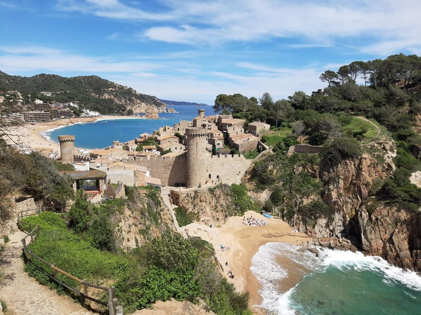 From Barcelona: Tossa De Mar Day Tour With Beach Time - Itinerary Highlights