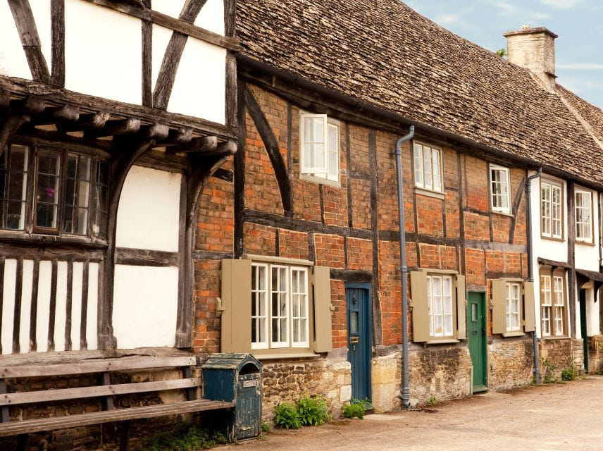 From Bath: Stonehenge & the Cotswolds Day Tour With Entry - Exploring the Cotswolds Countryside