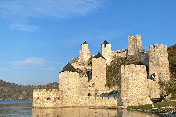 From Belgrade: Golubac Fortress & 1h Iron Gate Speed Boat Ride - Lepenski Vir Archaeological Site