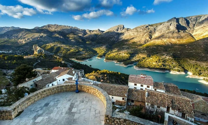 From Benidorm: Day trip to Guadalest, Denia and Calpe - Who is this tour best suited for?