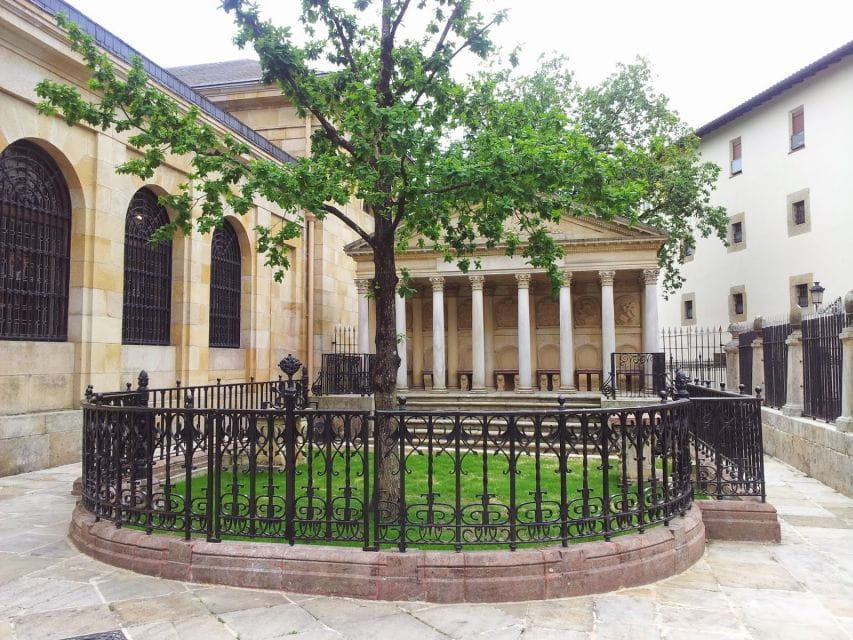 From Bilbao: Gaztelugatxe, Bermeo and Gernika Tour - Inclusions and Exclusions