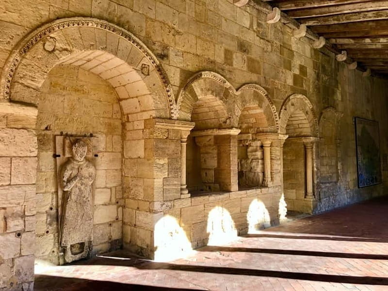 From Bordeaux: A day to visit the Medoc and Saint-Emilion - Who Will Love This Tour?