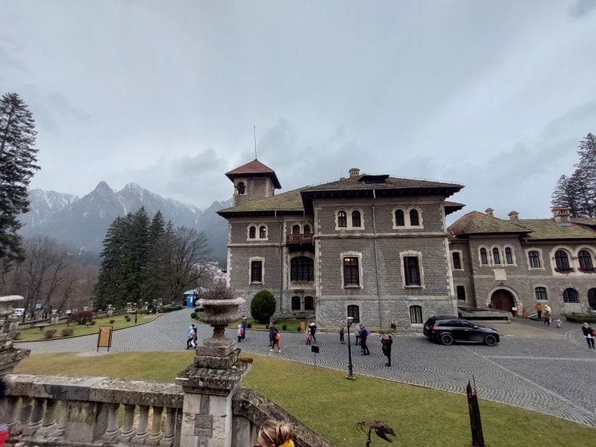 From Brașov, 3 Castles: Peles, Bran, Cantacuzino - Key Points
