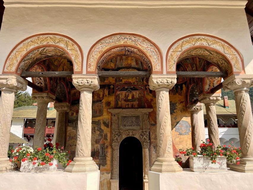 From Brasov: Tour of Castles and Surrounding Area - Visiting Sinaia Monastery