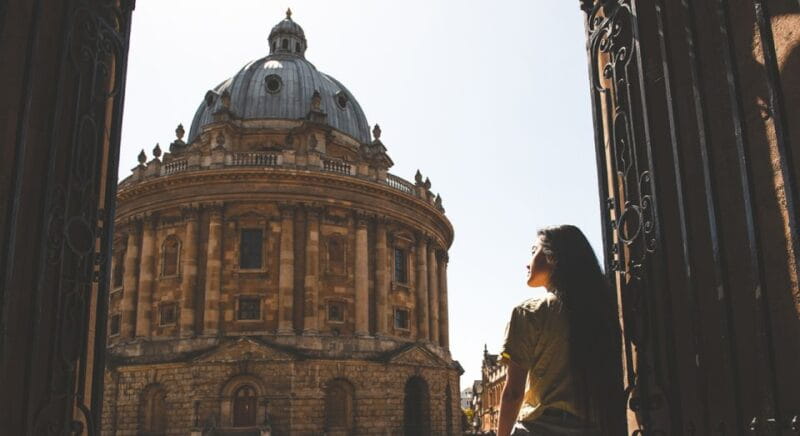 From Bristol: 2-Day Enchanting Stratford & Oxford - Exploring the Welsh and English Countryside