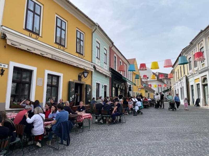 From Budapest: Szentendre Day Trip with Street Food - Entering Szentendre: The Charm of a Picture-Perfect Village