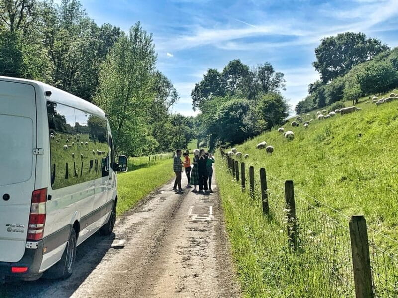 From Cambridge: Guided day trip to Stratford & The Cotswolds - A Day in the Shoes of Shakespeare: Exploring Stratford-upon-Avon