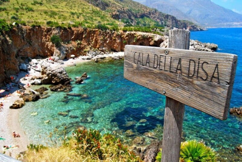 From Castellammare del Golfo: Boat tour with aperitif - FAQs