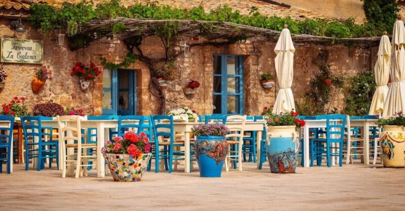 From Catania: Siracusa, Ortigia, Marzamemi audio-guided tour - Ortigia: The Historic Heart of Syracuse