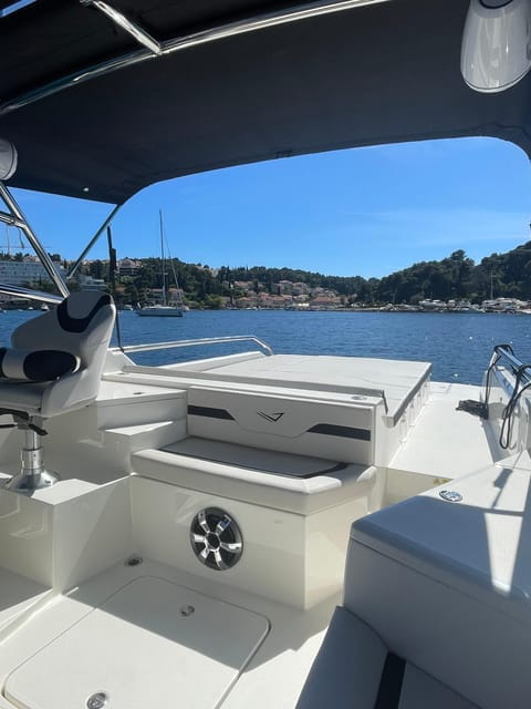 From Cavtat/Dubrovnik: Blue & Green Caves Speedboat tour - Who Will Love This Tour?