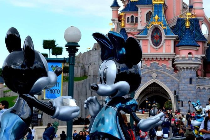 From CDG Airport to Disney or From Disney to CDG Airport (one way) - Who Is This Transfer Service Best For?