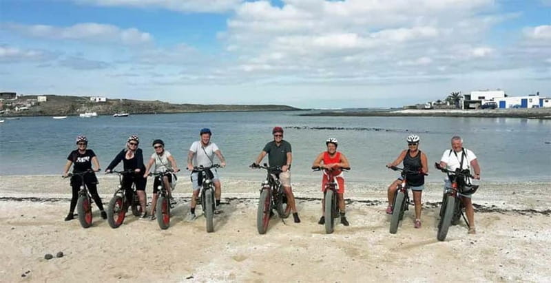 From Corralejo: Fuerteventura Guided E-Bike/E-scooter Tour - Coastal Return and Iconic Beaches