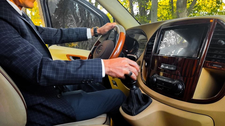 From Didim: Private One-Way Direct Transfer to Izmir Airport - Pricing Options