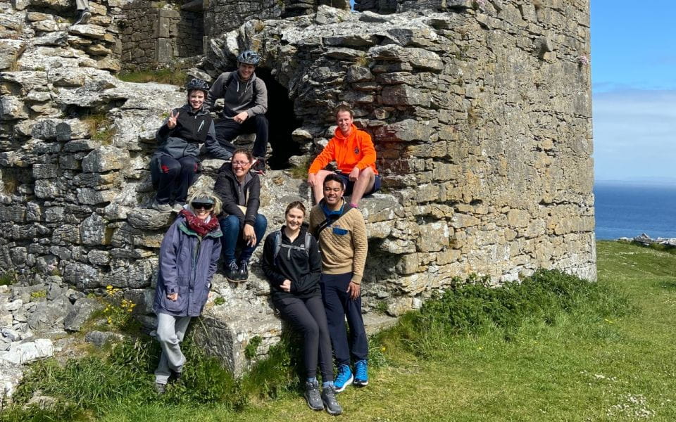 From Doolin: Day Trip to Inisheer With Bike or Bus Tour - Key Points