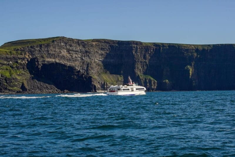 From Dublin: Cliffs of Moher, Boat Tour & Aillwee Cave - Return journey: Long but rewarding