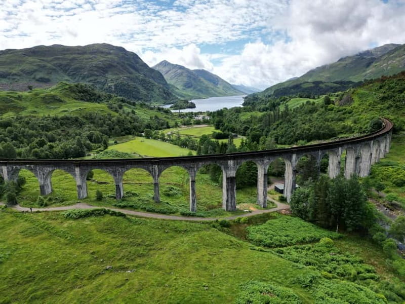 From Edinburgh: Glenfinnan Viaduct, Glencoe & Highlands Tour - Starting Off in Edinburgh: Comfortable and Scenic Transit