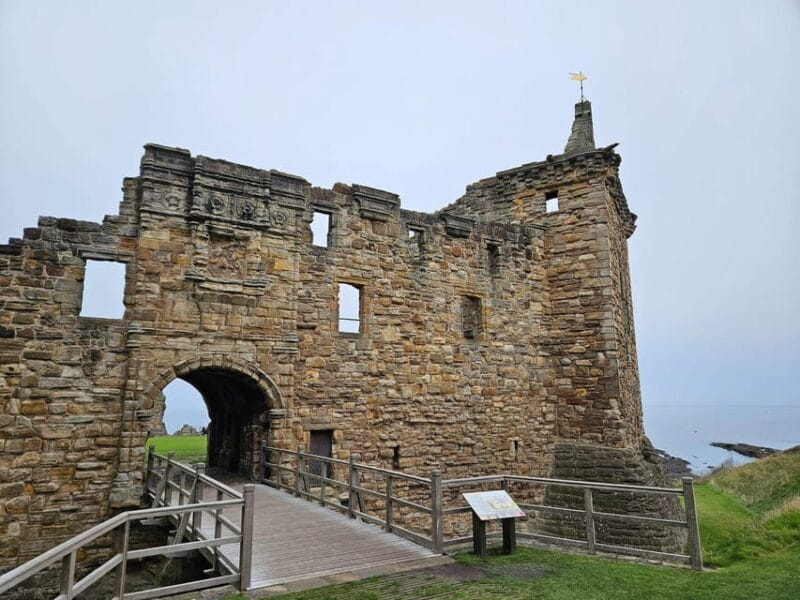 From Edinburgh: St. Andrews, Stirling Castle & Whisky Tour - Key points / Takeaways