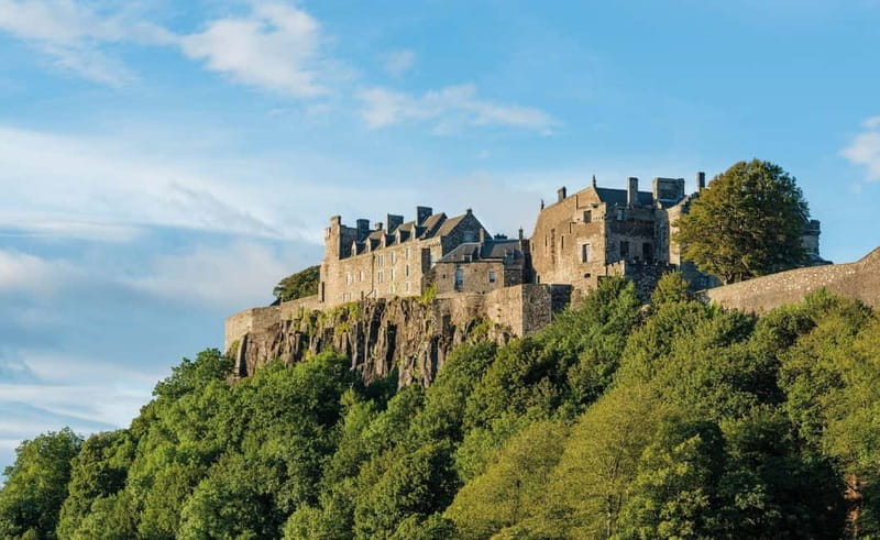 From Edinburgh: Stirling Castle, Kelpies and Loch Lomond - Exploring the Scottish Highlands in a Day: A Practical Guide