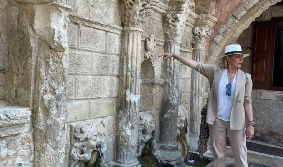 From Elounda: Chania - Rethymno - Argiroupolis - Kournas - Key Points