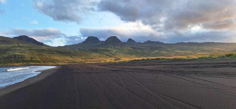 From Eskifjörður: Vöðlavík Black Beach Private Tour - Key Points / Takeaways
