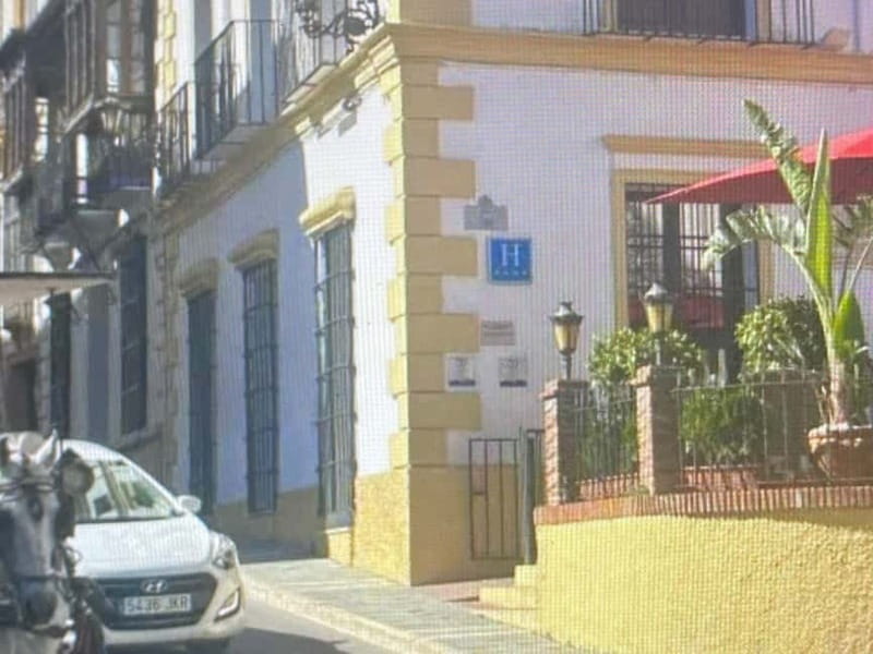 From Estepona: Ronda private tour, transportation, café, bullring, tapas, drinks - Price and Value