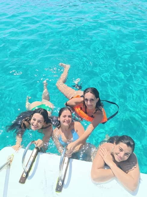 FROM FAVIGNANA: Authentic Favignana on a traditional boat, without rushing. - Who Will Love This Tour?