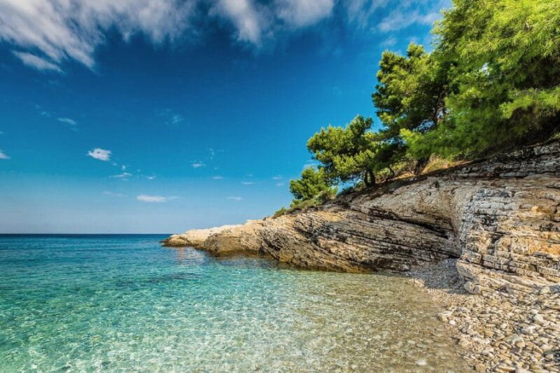 From Fazana: Sea caves, hidden island, cliffs and more... - Key points / Takeaways