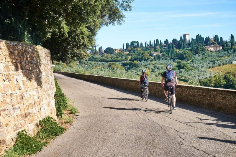 From Florence: Tuscan Hills Biking with Farm Tour and Lunch - The Photo Stop: Capturing Tuscany’s Beauty