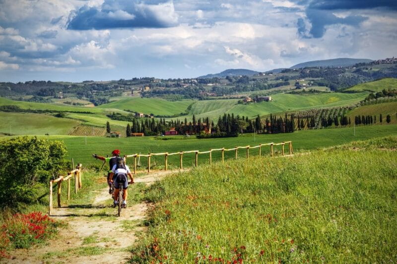 From Florence: Tuscany by E-Bike with Lunch and Wine Tasting - Discovering the Tuscan Countryside on Two Wheels