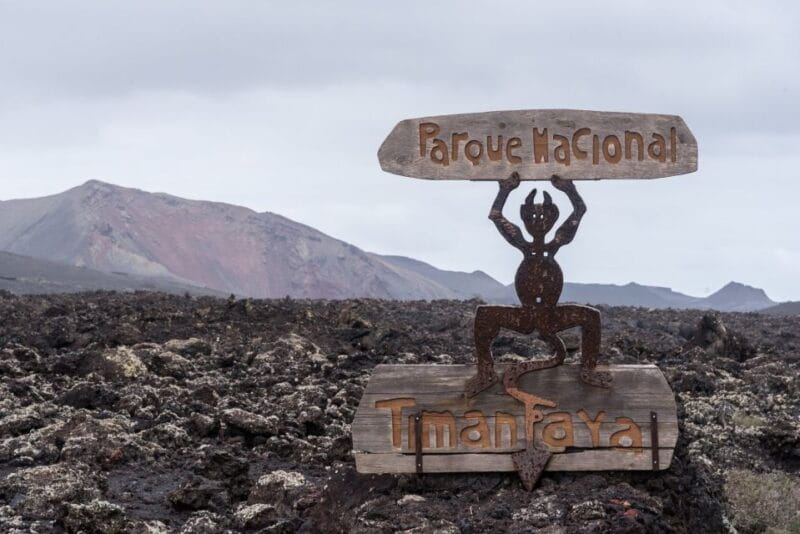 From Fuerteventura: Lanzarote Volcano and Wine Region Tour - Key points / Takeaways