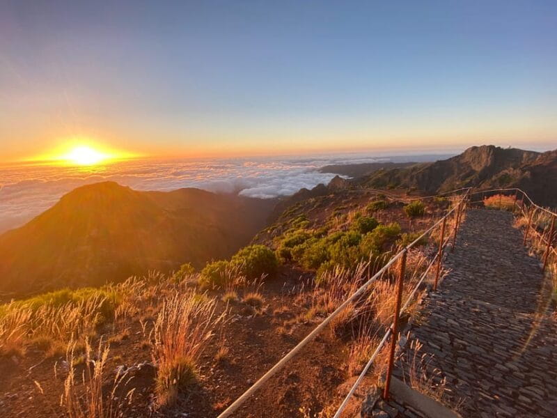From Funchal: Madeira Peaks - Pico do Arieiro and Pico Ruivo - Exploring Madeira’s Peaks: Pico do Arieiro and Pico Ruivo Self-Guided Hike