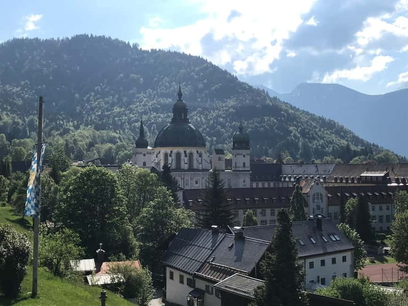 From Garmisch-Partenkirchen: Neuschwanstein Castle Tour - Exploring the Highlights: A Deep Dive into What Makes This Tour Special