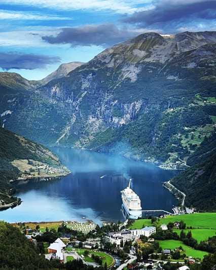 From Geiranger: Dalsnibba & Eagle Road Private Tour & Picnic - Why Choose a Private Tour in Geiranger?