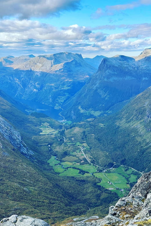 From Geiranger: Dalsnibba & Eagle Road Private Tour & Picnic - The Guide and Personal Touch
