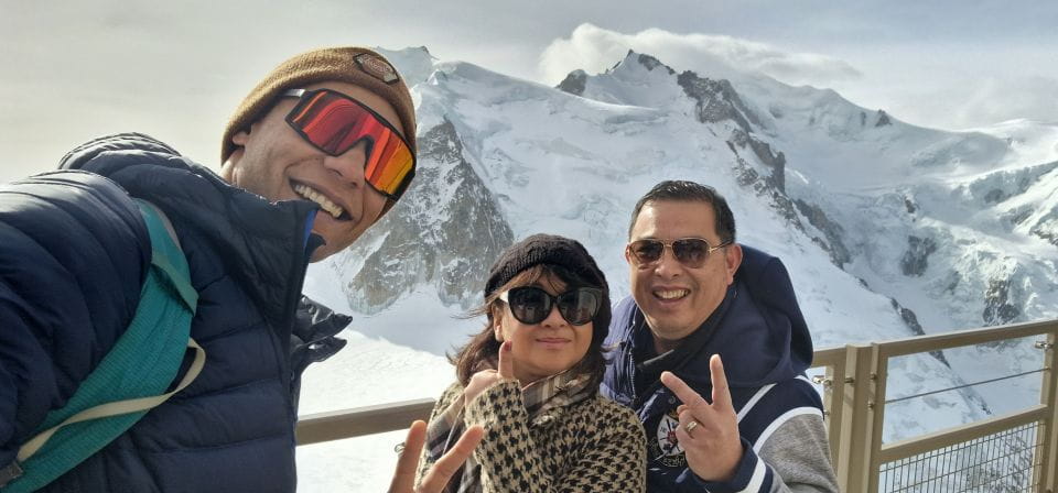 From Geneva: Chamonix, Mont Blanc & Ice Cave Guided Day Tour - Mont Blanc and Chamonix