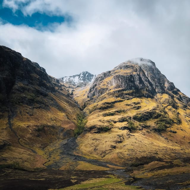From Glasgow: Glenfinnan Viaduct and Glencoe - The Glenfinnan Viaduct: A Real Highland Icon
