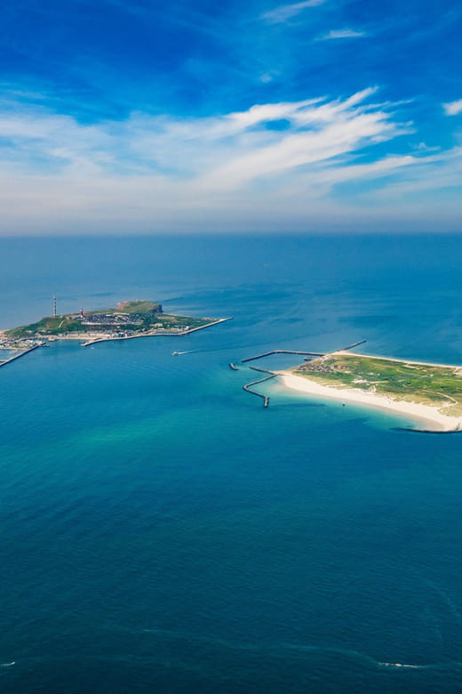 From Hamburg, Brunsbüttel or Cuxhaven: Day Trip to Helgoland - Entering The Scenic World of Helgoland