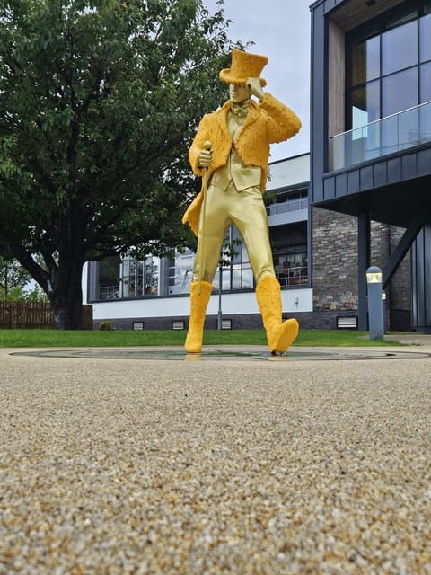 From Invergordon: Dunrobin Castle, Loch Fleet, and Dornoch - Loch Fleet and Seal Watching