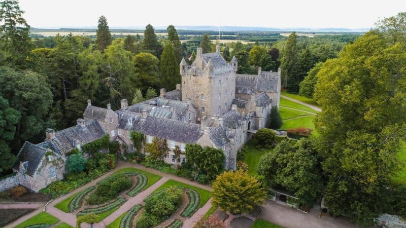 From Inverness: Cawdor Castle, Clava Cairns & The Cairngorms - Who Will Love This Tour?