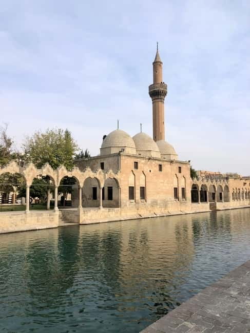 from Istanbul: anlurfa, Göbeklitepe & Balklgöl Day Trip - The Archaeological Marvel: Göbeklitepe