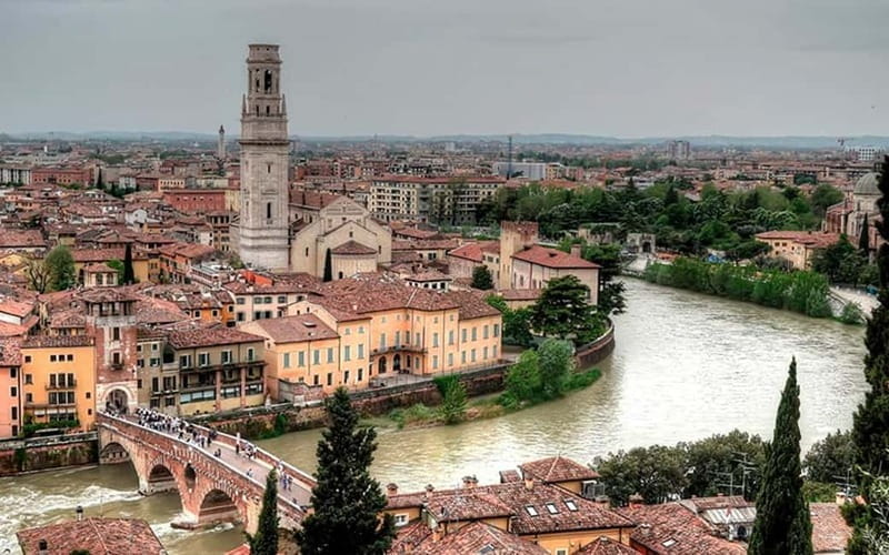 From Jesolo: Verona, Sirmione, and Lake Garda Full Day Tour - Discovering Verona: A City of Literature and Roman Grandeur