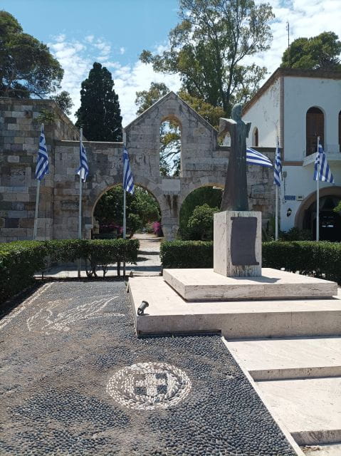 From Kos/Dikeo: Bus Tour to Zia Village on Mount Dikaios - Exploring Zia at Your Own Pace