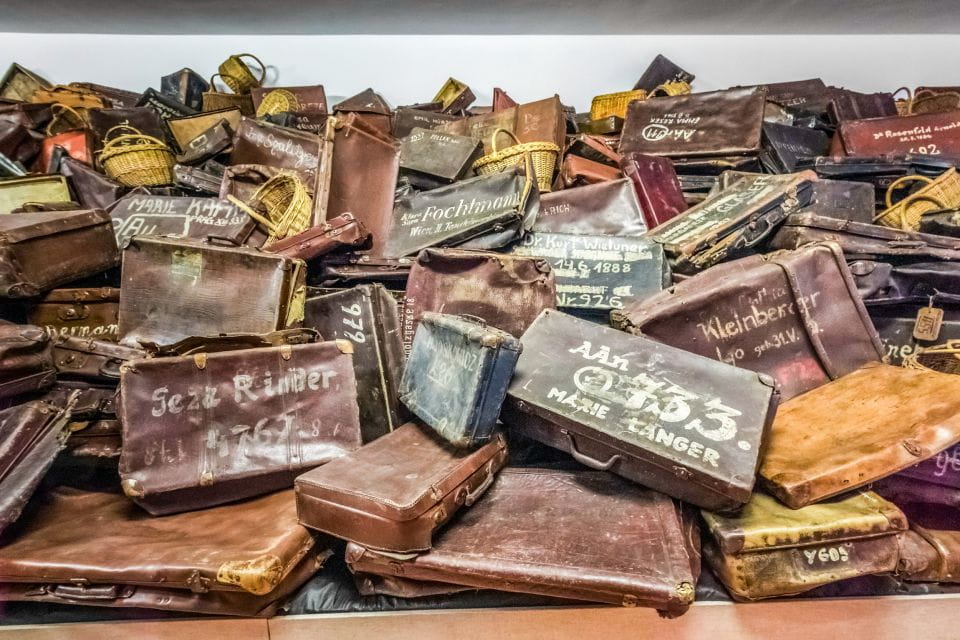 From Krakow: Auschwitz-Birkenau Tour With Transportation - Exploring Auschwitz-Birkenau